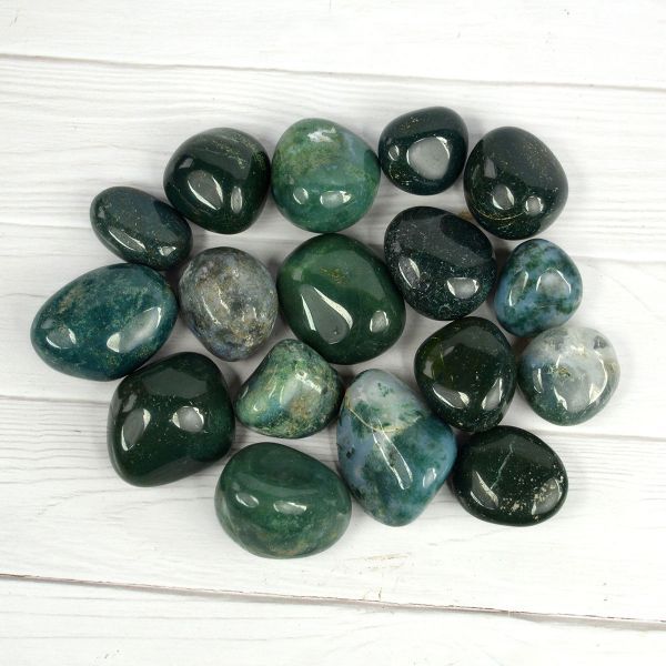 Z. Crystals: Moss Agate (Tumbled)